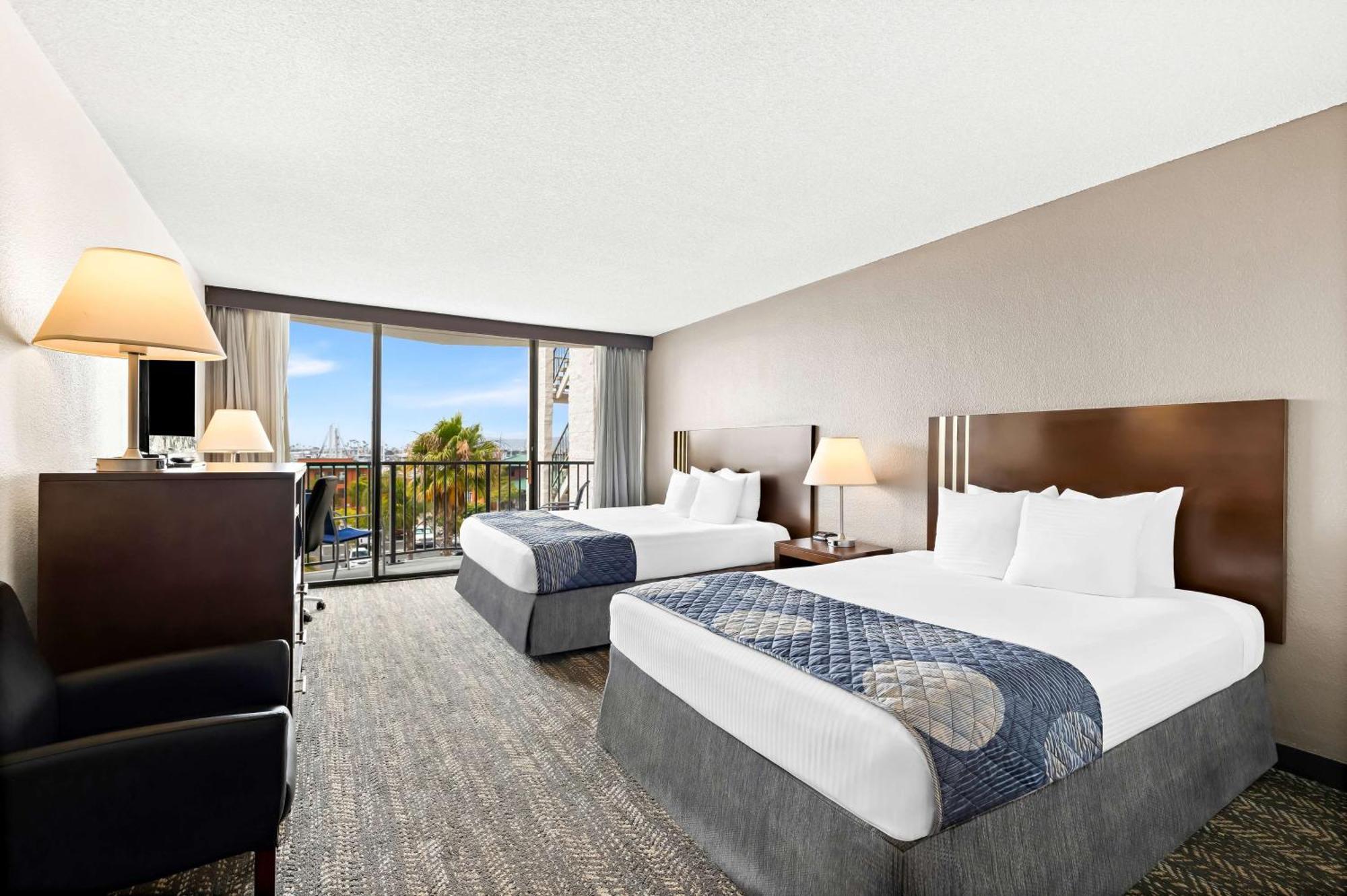 Western Yacht Harbor Hotel